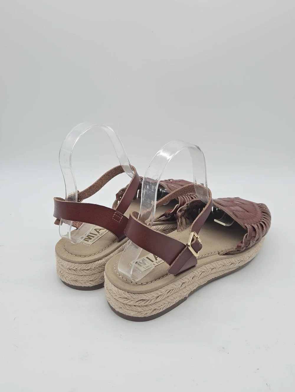 NEW MIA Eshani Cognac Leather Mule Espadrille Sandals Huarache Size 7.5 - Picture 6 of 9